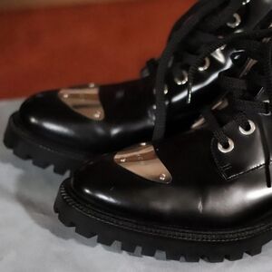 INCH² EU Size 39/Women's 8.5 Mountain Boots